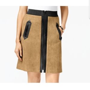 Nwt Eci New York skirt